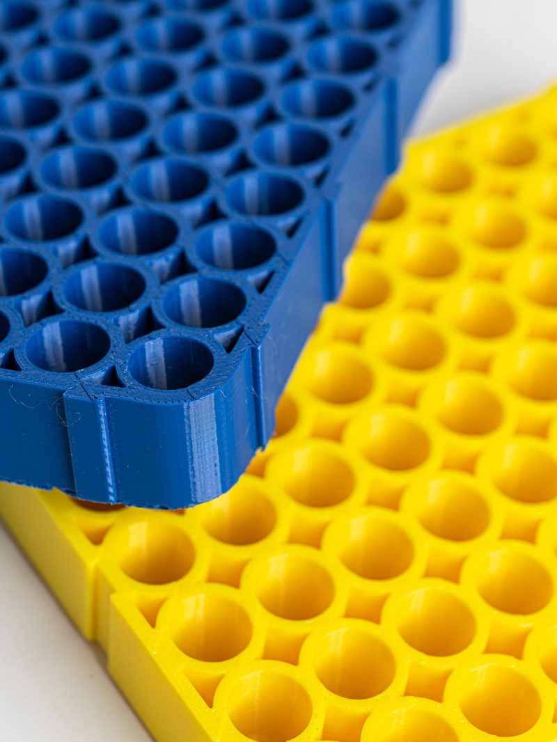 Detalle del material PETG impreso en 3D del sistema modular Transporta Seguro